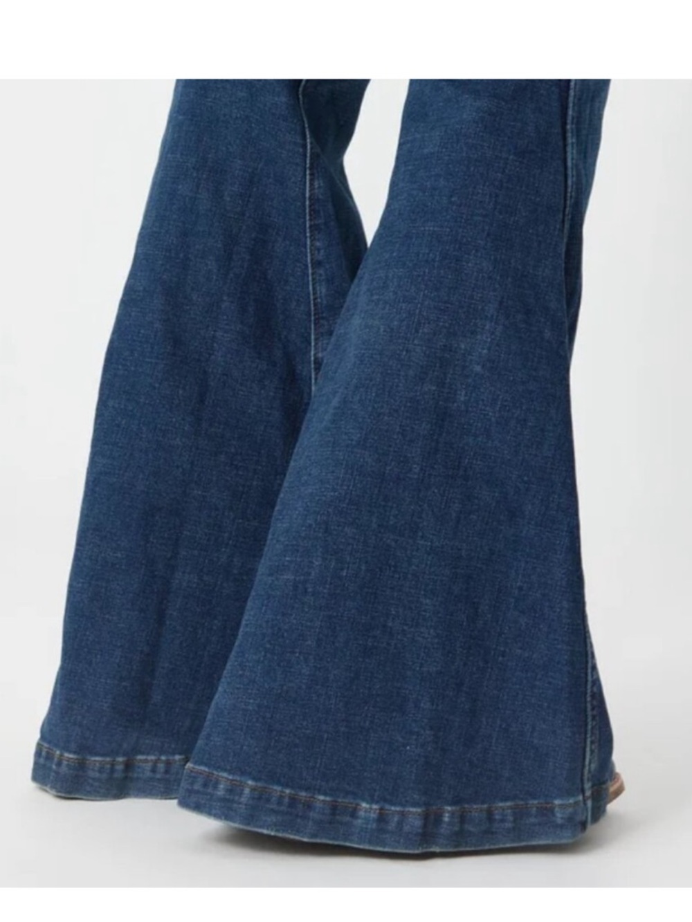 Wrangler High-Rise Flare Jeans in Dark Blue Denim - Picture 5 of 8